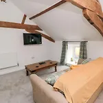 Hawthorn Cottage
