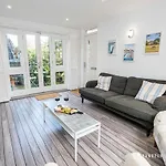 Tranquil 3-Bedroom Haven In Lymington - The Herons Nest