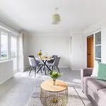 Wow! Seaview Beach Apartment Sleeps 6-Free Parking