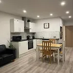 Bold Street Apartment