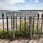 Tan-Y-Ffordd - Tenby
