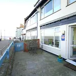 3 The Promenade