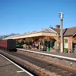 5 Museum Cottages
