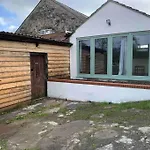 The Lambing Shed, Waun Fawr