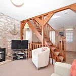 2 Bed In Brixham Bx022