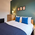 Host & Stay - Charlotte Street