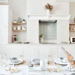 Cute Beach House - 4 Mins Walk