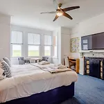 3 Bed In Bude 78614
