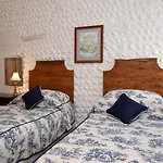 4 Bed In Eastbourne 71297