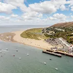 3 Bed In Aberdovey Dy053