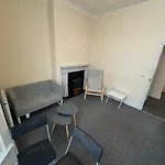Room In Shared Property Central Brighton