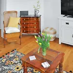 Apartment 2 - Rosewarne Manor