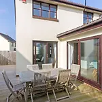 Rockpool - Attractive And Spacious Retreat Near Croyde Beach - Sleeps 8