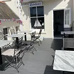 Lantana Guest House
