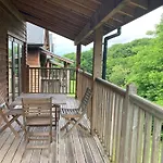 Water Mill Vacations Goldfinch - Pet Friendly