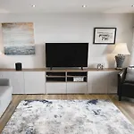 25 Breakwaters - Pet Friendly