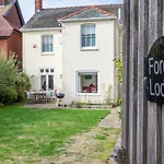 Forest Lodge