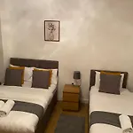 B&T Pleasure Homes - Southend