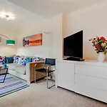 7 Sea Mews