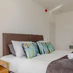 1 Seabirds House