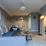 Belfast Quarters: 9Th Floor Gem!