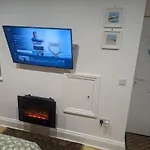 Whitby Harbour Side Annex Apartment