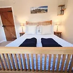 Cosy House Close To Stunning Beaches