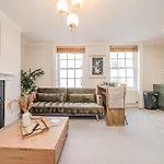 Beautiful Sea View I Spacious One Bd Room Flat I Sleep 3 Guests Bp4
