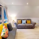 St Ives Bluebell Cottage