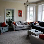 Y Garth, Sleeps 12