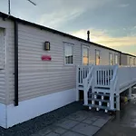3 Bed Stunning Caravan Situated Nr Whitstable
