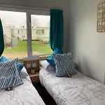 Pet Friendly Holiday Home On Golden Palm Skegness