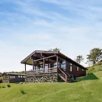 2 Bed In Aberdovey Dy050