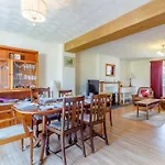3 Bed In Gower 72846