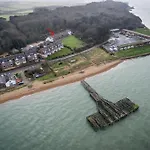 Idyllic Beachside Cottage Next To Nature Reserve.