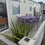 Sandy Paws Anderby Creek - Very Dog Friendly