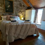 Kitts Cottage Rural, Woodburner, King Size Bed