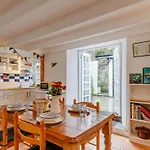 2 Bed In Polruan 76624