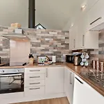 3 Bed In Bamburgh 90062