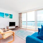 Bournecoast: Sandy Beach, Balcony, Sea View-Fm1410