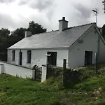 Torbant - Traditional Secluded Cottage With Spectacular View