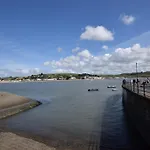2 Bed In Appledore Salsp