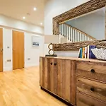 3 Bed In Westward Ho 52079