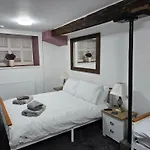Poppy Cottage