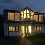 4 Bed In Appledore 92017