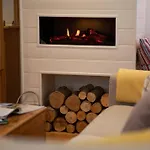 3 Bed In Dartmouth 74972
