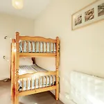 3 Bed In Seahouses Cn103
