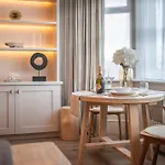 Blu'S Seaview Apartment