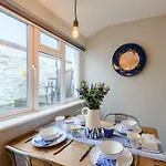 2 Bed In Appledore 63084