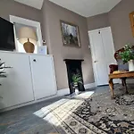 Albion Cottage